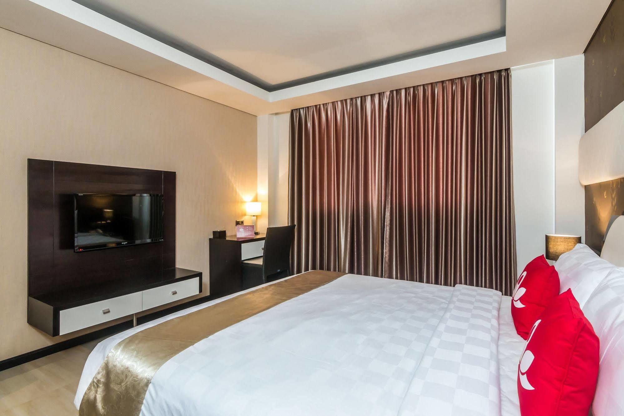 Zen Rooms Denpasar Marlboro Dış mekan fotoğraf