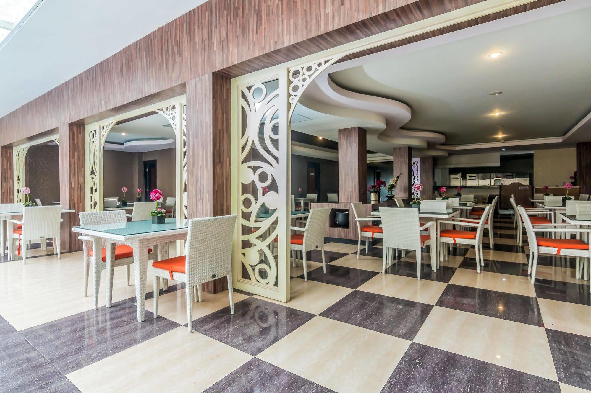 Zen Rooms Denpasar Marlboro Dış mekan fotoğraf